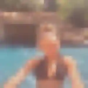 Deborah (27 ans) à Châtenoy-en-Bresse propose un plan cul maintenant