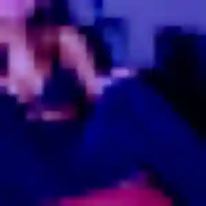 Ninon, 45 ans, connectée à Châtillon-le-Duc pour un plan cul