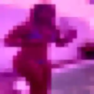 Natasha, 40 ans, en ligne à Chavagne pour une rencontre coquine