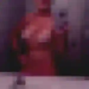 Charmante Elodie, 24 ans à Chaveyriat - voir sa photo