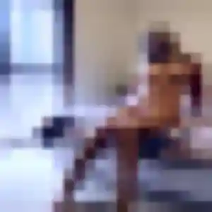 Leonore, femme de 44 ans propose plan cul à Clairmarais
