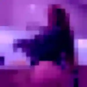Noura, femme de 22 ans propose plan cul à Cléden-Cap-Sizun