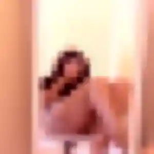 Priscilla, 23 ans, connectée à Cleurie pour une rencontre coquine