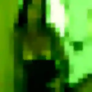 Contacte Lena, 25 ans à Clichy en t'inscrivant