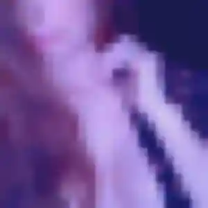 Belle Eugenie, 25 ans à Coaraze - voir sa photo