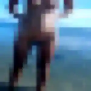 Photo de Ava à Combon (26 ans) - plan cul gratuit