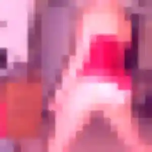 Sarah, 22 ans, disponible à Connaux pour un plan cul
