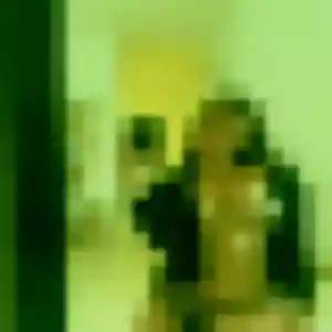 Violette, 24 ans, en ligne à Contes pour un plan cul