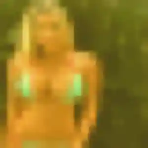 Alexandra, 32 ans, connectée à Cormes pour un plan cul