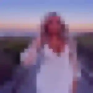 Lamia (40 ans) à Cossé-le-Vivien propose un plan cul maintenant