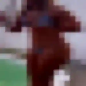 Dounia, 23 ans, en ligne à Coudray pour une rencontre coquine