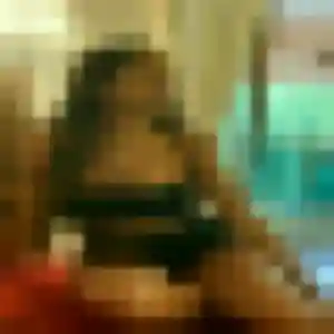 Photo de Elena à Creney-près-Troyes (35 ans) - plan cul gratuit