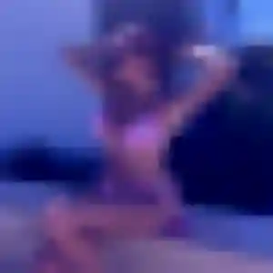 Sixtine (32 ans) à Croutelle cherche une rencontre maintenant