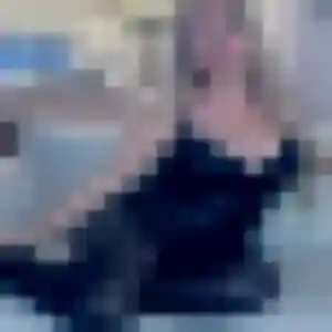 Johanna, 22 ans, connectée à Cugand pour une rencontre coquine