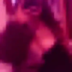 Leana, 29 ans, connectée à Dagneux pour un plan cul