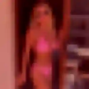 Corinne, 31 ans, en ligne à Dampierre-les-Bois pour un plan cul