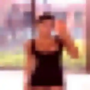 Photo de Manon à Deluz (28 ans) - plan cul gratuit