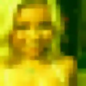 Contacte Regine, 22 ans à Domont en privé