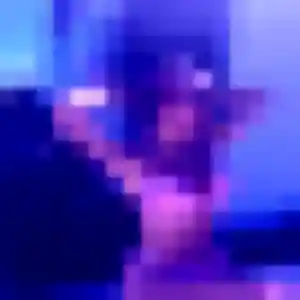 Nina (33 ans) à Douarnenez propose une rencontre aujourd'hui