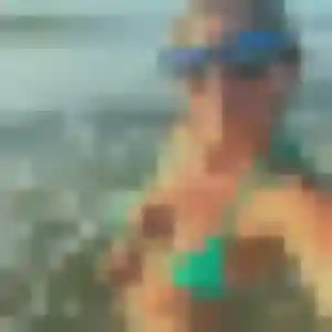 Caroline de Douvres-la-Délivrande, 29 ans - plan cul sans prise de tête