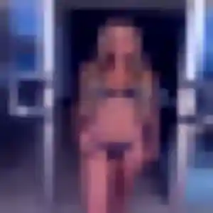 Adeline, fille de 23 ans propose plan cul à Englos