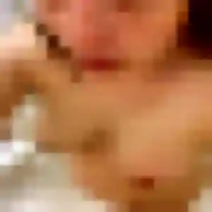 Ambre, 22 ans, connectée à Epagny Metz-Tessy pour une rencontre coquine