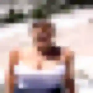 Photo exclusive de Dounia, 35 ans à Ercé-près-Liffré - plan discret