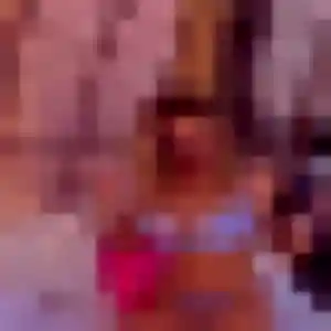 Adelaide, femme de 38 ans cherche plan cul à Ercuis