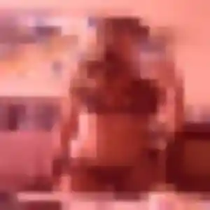 Nadine, 26 ans, connectée à Errouville pour un plan cul