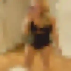 Madeleine, 32 ans, en ligne à Espalion pour une rencontre coquine