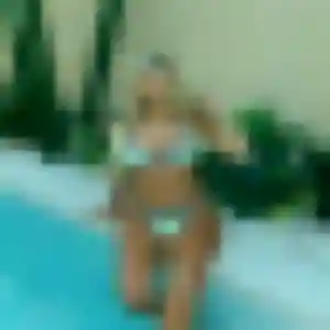 Belle Axelle, 35 ans à Estang - la contacter