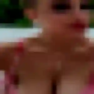 Leontine, 22 ans, cherche un plan cul à Estillac