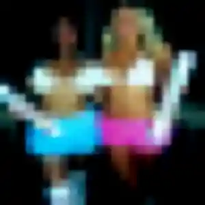 Sexy Capucine, 28 ans à Étouy - voir sa photo