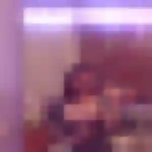 Iseult, fille de 26 ans cherche plan cul à Étréville