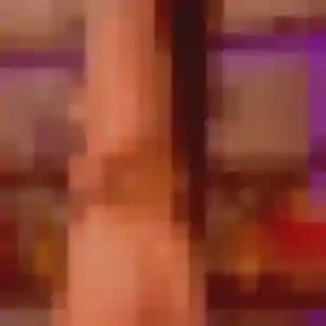 Giulia, 25 ans, cherche un plan cul à Férin