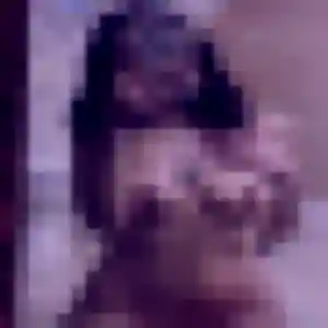 Hilary, femme de 27 ans cherche plan cul à Fienvillers