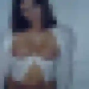 Noura, 25 ans, dispo pour plan cul à Fleury-sur-Orne