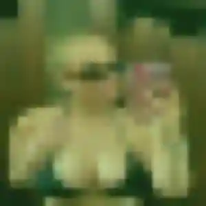 Oriane, 24 ans, connectée à Florentin pour une rencontre coquine