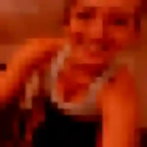 Photo privée de Lola, 38 ans à Fontaines-en-Sologne - plan discret