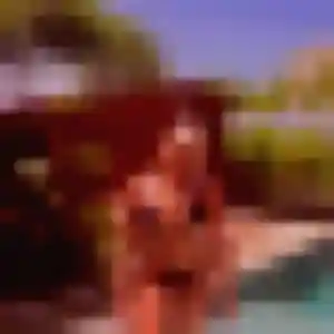 Rebecca, 43 ans, connectée à Fontenay-Saint-Père pour une rencontre coquine