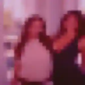 plan cul à Fossé : photo de Bettina, 23 ans - accès libre