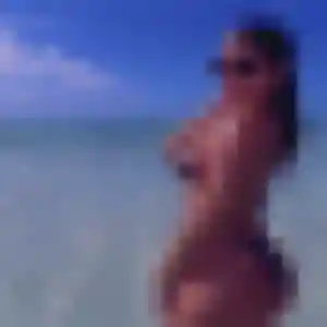 Louise, fille de 26 ans cherche plan cul à Friville-Escarbotin
