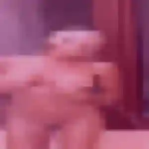 Roxane, 38 ans, cherche un plan cul à Frœningen