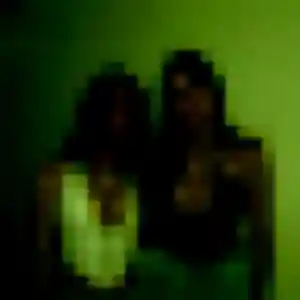 Louisa, fille de 28 ans cherche plan cul à Fronsac