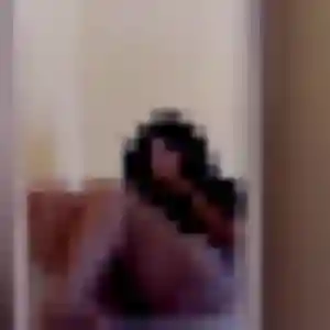 Adelaide, 39 ans, disponible à Génelard pour un plan cul