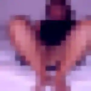 Photo de Dounia à Gennetines (43 ans) - plan cul discret