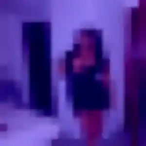 Emma, 32 ans, connectée à Gespunsart pour un plan cul