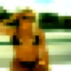 Rym, 35 ans, en ligne à Ginasservis pour une rencontre coquine