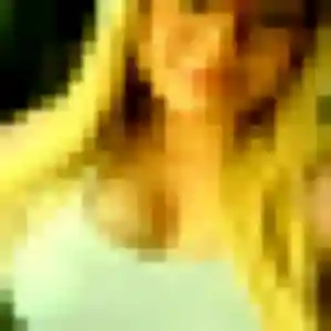 Jade, femme de 25 ans cherche plan cul à Glisolles