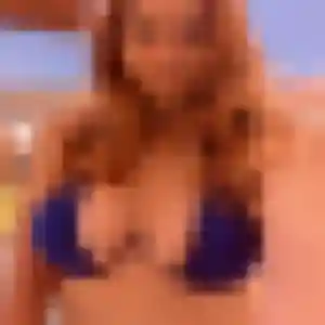 Jennifer, 32 ans, disponible à Gonneville-sur-Mer pour une rencontre coquine